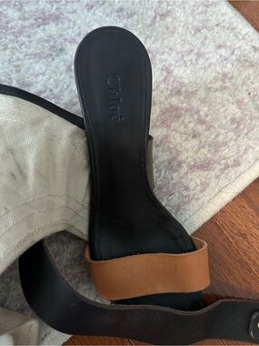 Chloé Tan Leather Slide Heels with Black Footbed